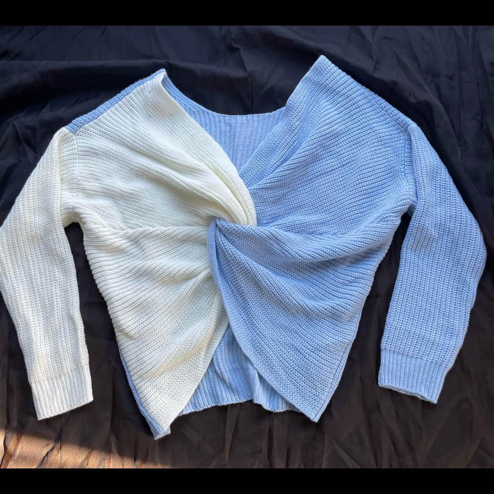 Hazel Moon baby blue & cream knit twist knot sweater